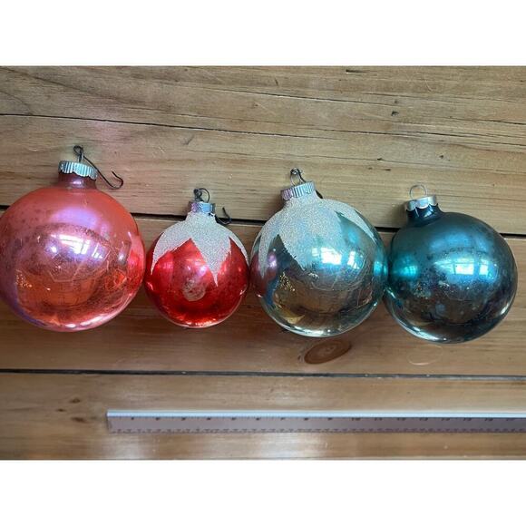 4 Vintage Mercury Glass Shiny Brite Christmas Ornaments. Snow cap (2) Blue/Pink - Picture 2 of 5